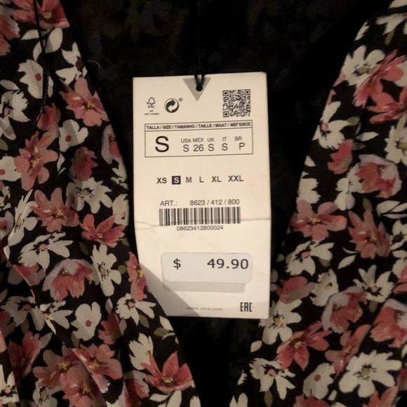 SOLD- FLORAL ZARA DRESS - Picture 3 of 3